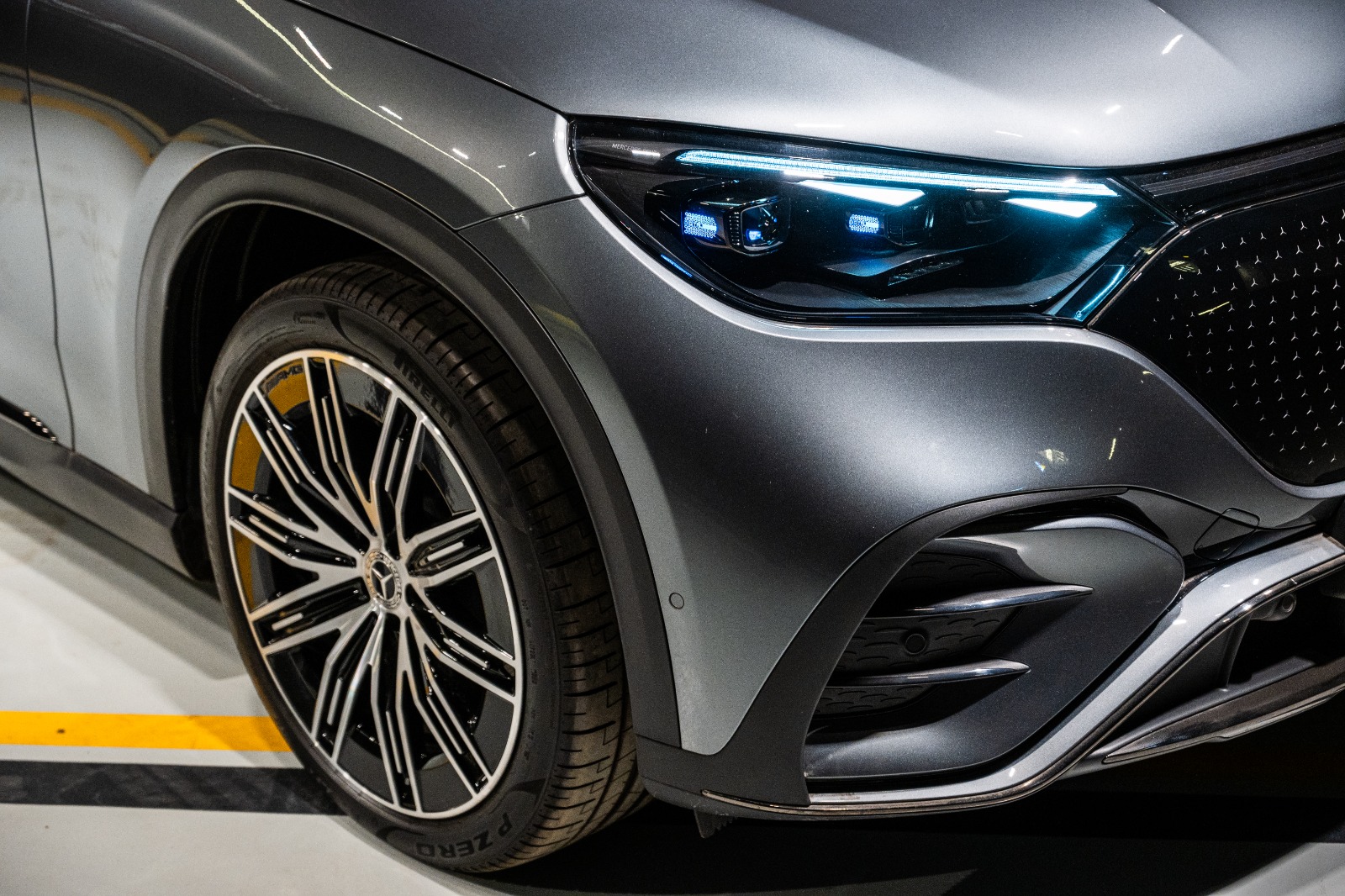 Mercedes EQE 300 2025