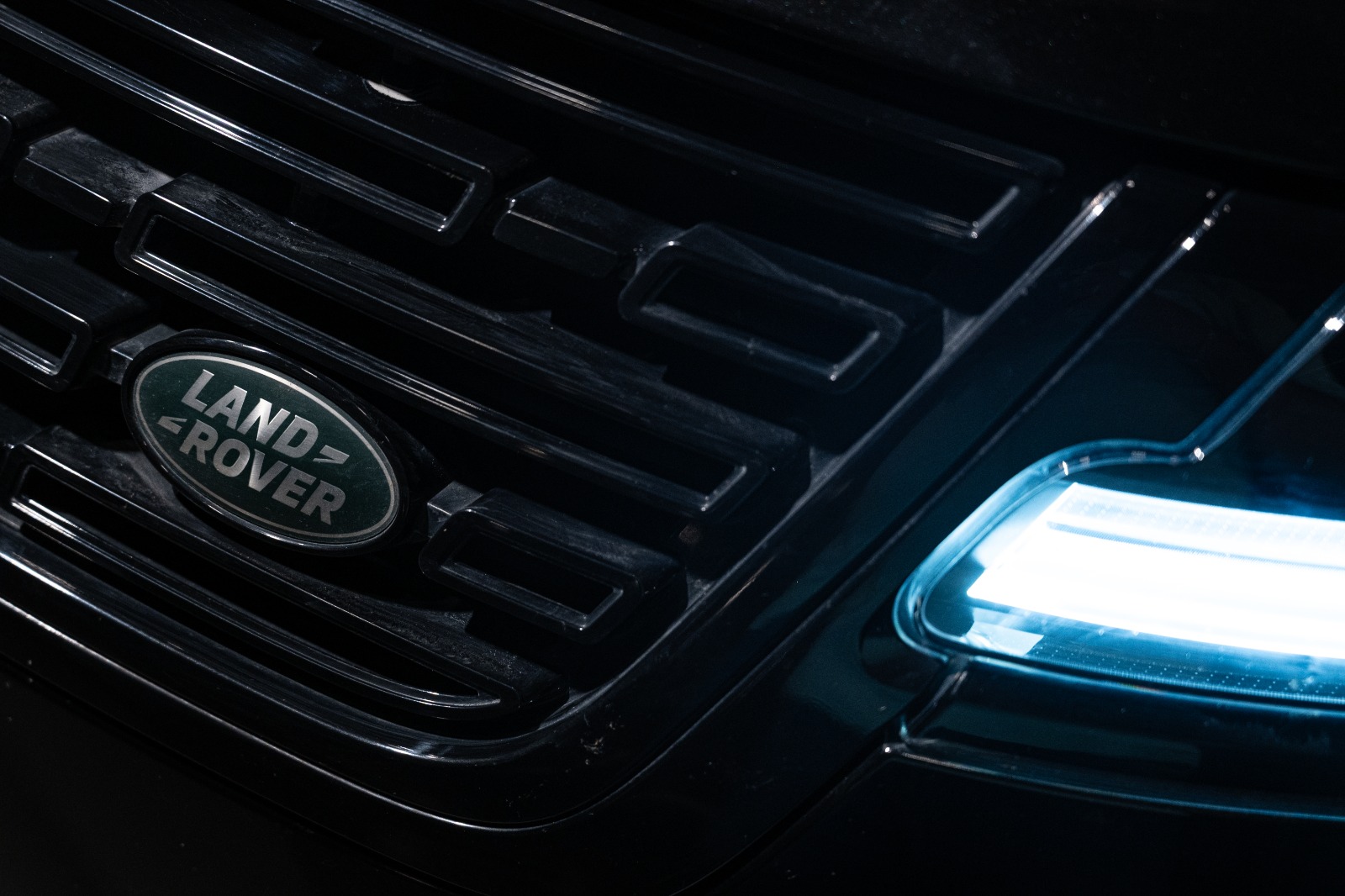 Range Rover Velar 2024